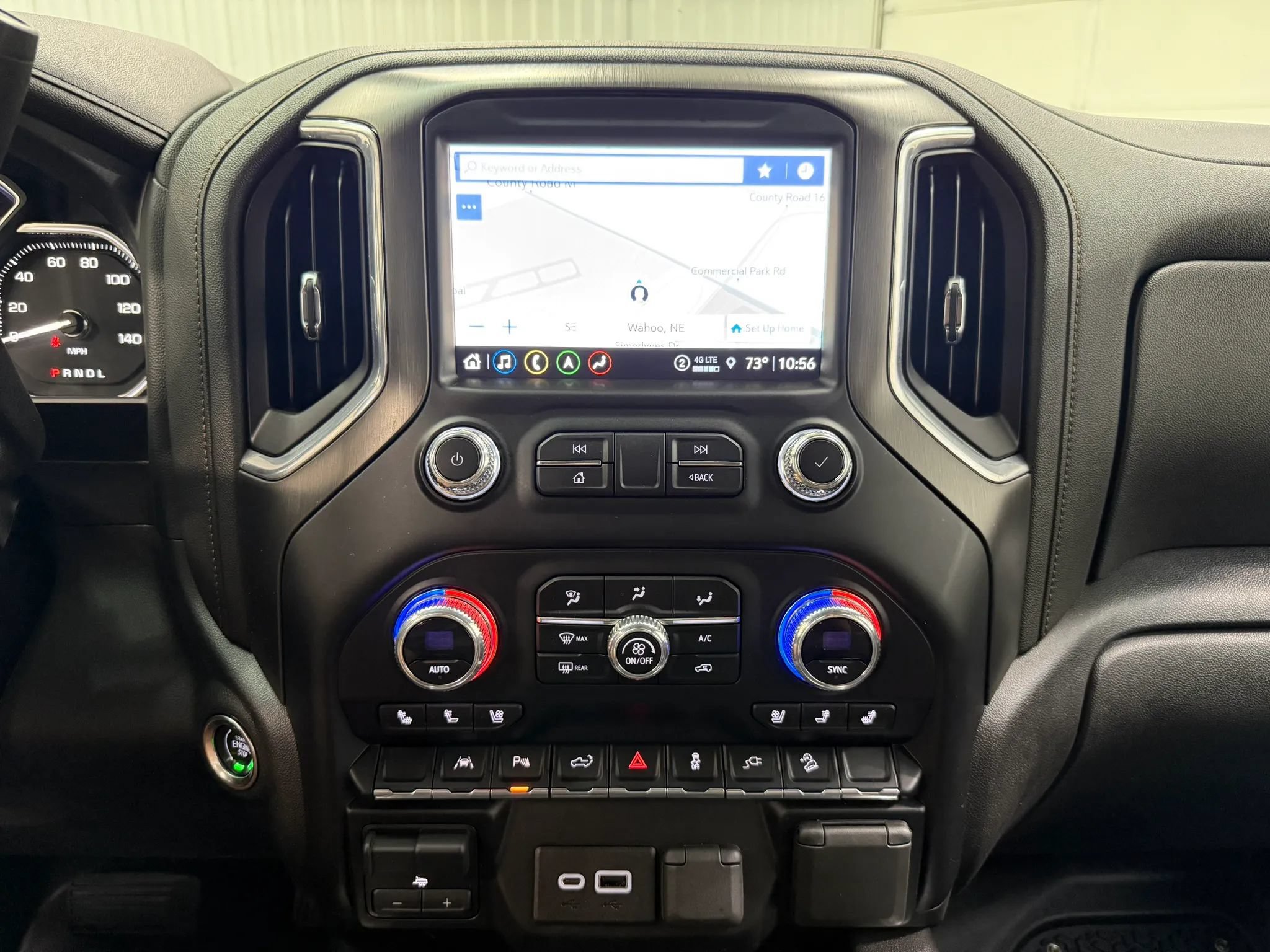 Used 2022 GMC Sierra 1500 AT4 w/ AT4 Premium Package AWD/4WD image 21