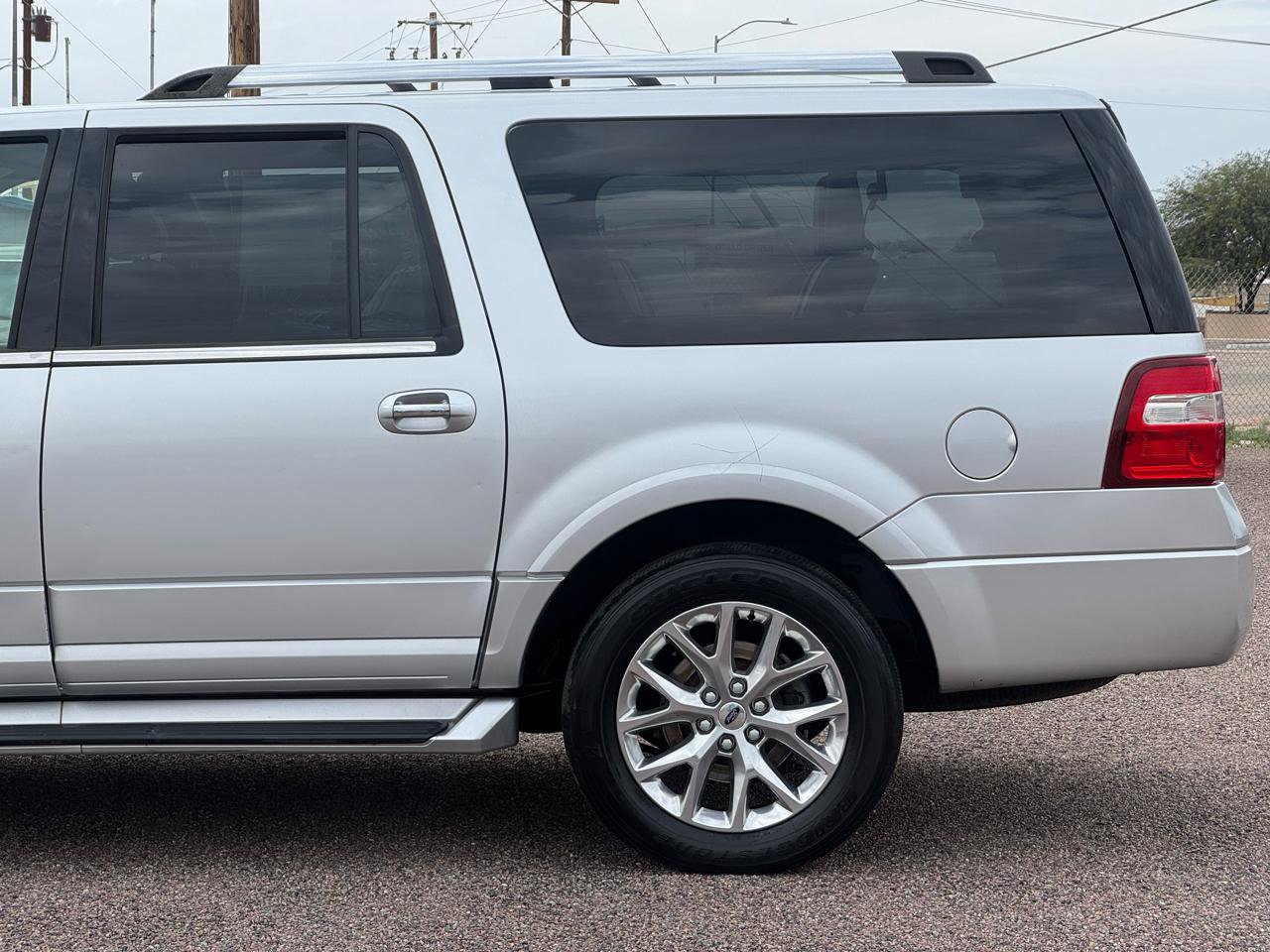Used 2017 Ford Expedition EL Limited image 7