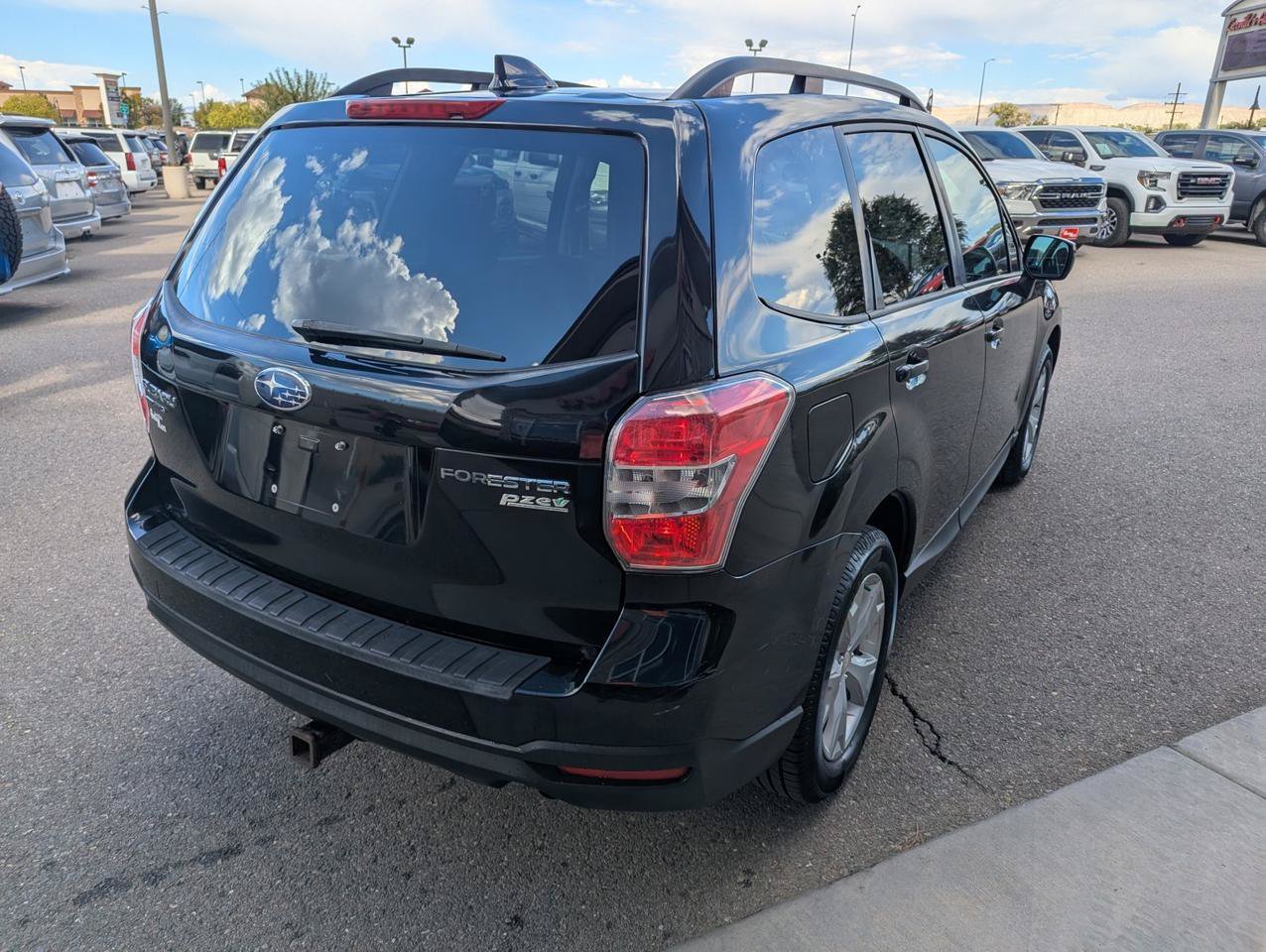 Used 2016 Subaru Forester 2.5i Premium AWD/4WD image 6