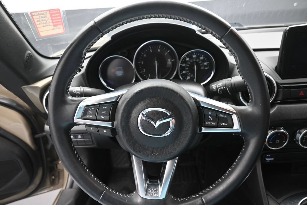 Used 2023 MAZDA MX-5 Miata Grand Touring RWD image 7