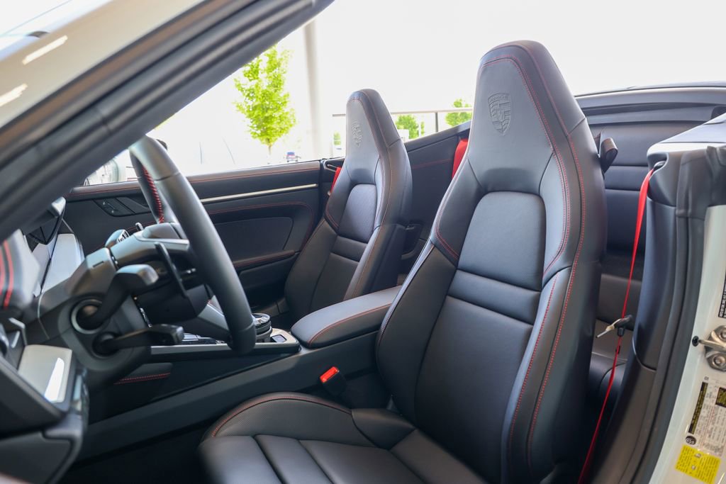 New 2026 Porsche 911 Carrera 4S AWD/4WD image 8