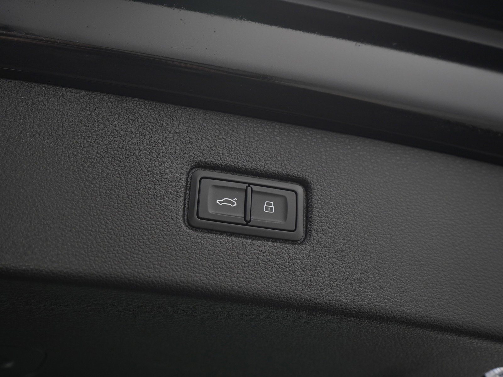 Used 2018 Audi Q7 3.0T Prestige w/ Prestige Package AWD/4WD image 12