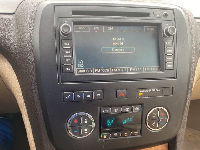 Used 2009 Buick Enclave CXL w/ Entertainment Package #3 FWD image 32