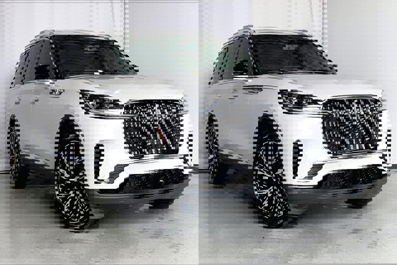 Used 2025 Lincoln Aviator Reserve w/ Equipment Group 201A