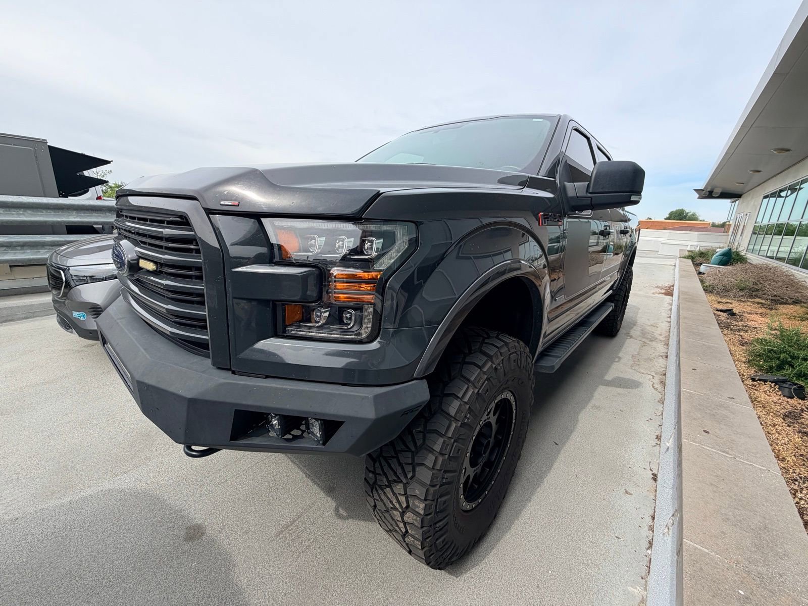 Used 2016 Ford F150 XLT w/ Equipment Group 302A Luxury image 2