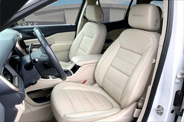 Used 2022 GMC Acadia Denali AWD/4WD image 25