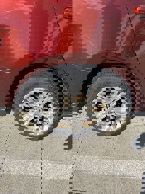 Used 2016 Ford Taurus SEL w/ Equipment Group 201A image 5