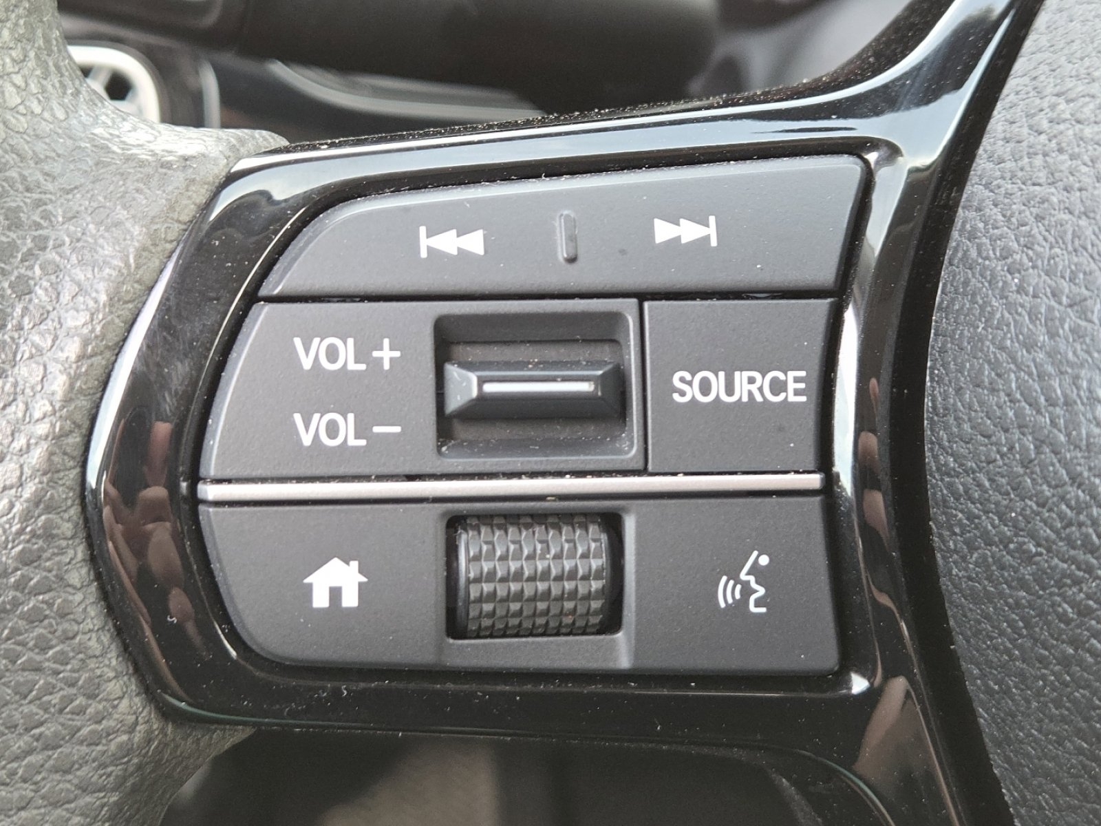 Used 2023 Honda Civic LX image 32