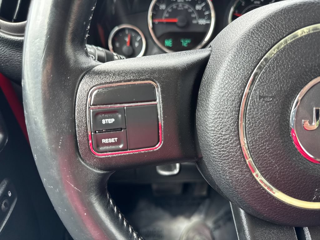 Used 2015 Jeep Wrangler Unlimited Sport w/ Quick Order Package 24S AWD/4WD image 15