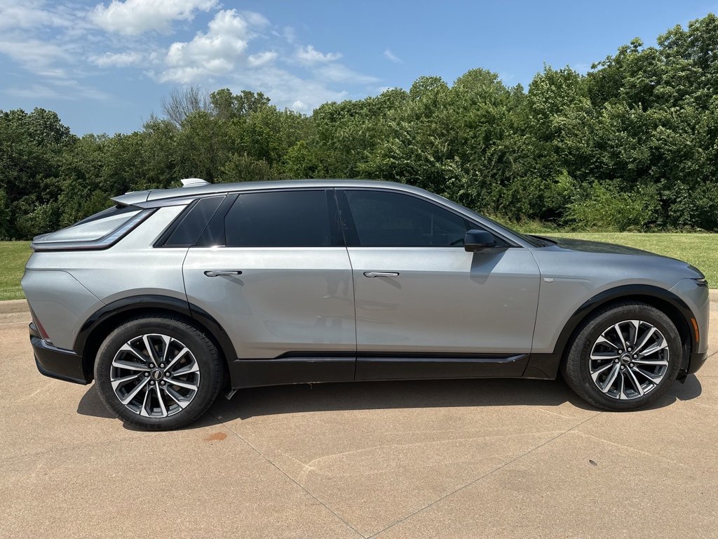 Certified 2024 Cadillac Lyriq Sport image 6