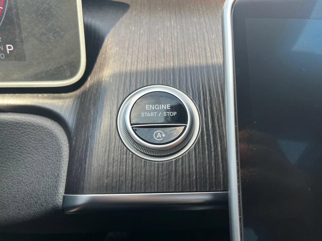 Used 2022 Mercedes-Benz S 500 4MATIC w/ AMG Line Package image 29