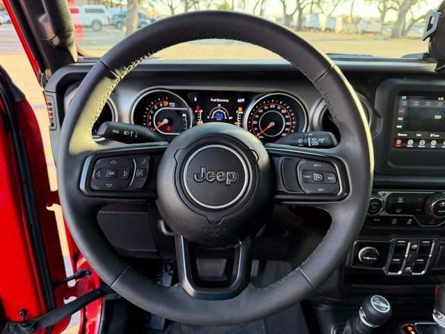 Used 2023 Jeep Gladiator Willys image 10