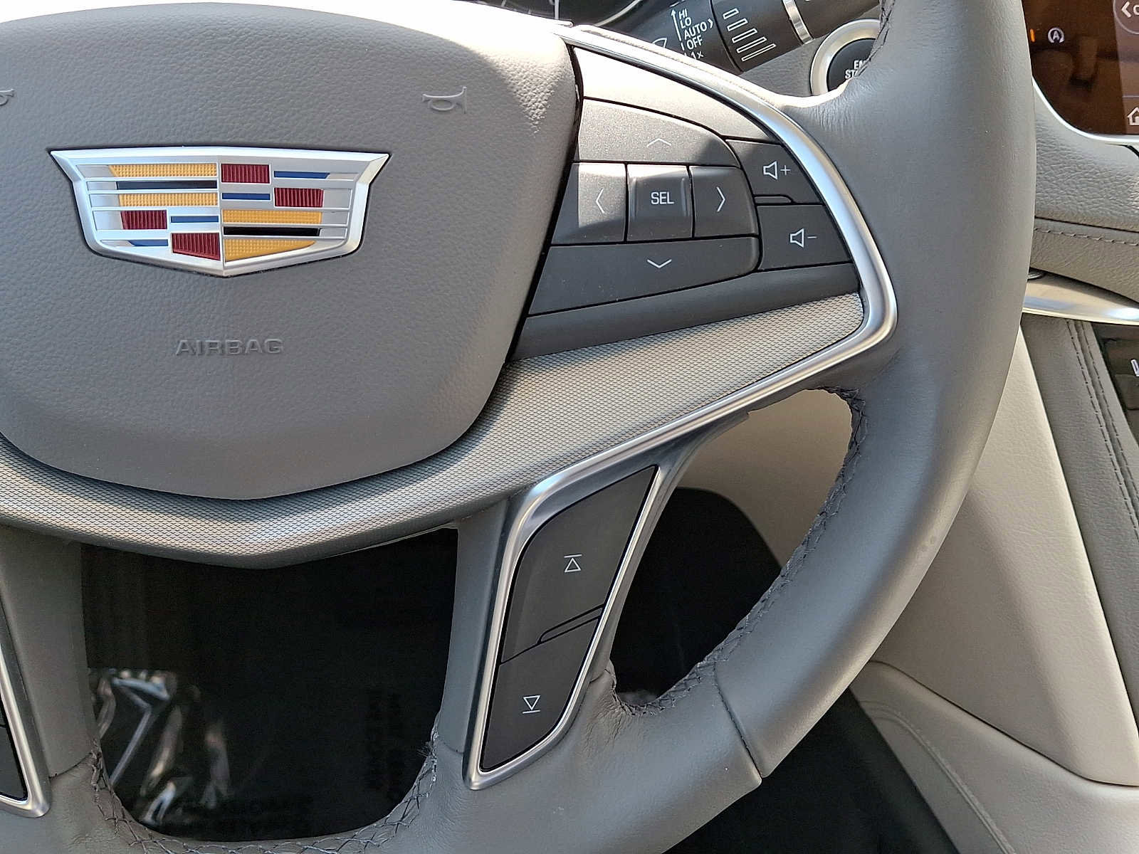 Certified 2024 Cadillac XT5 Premium Luxury image 29