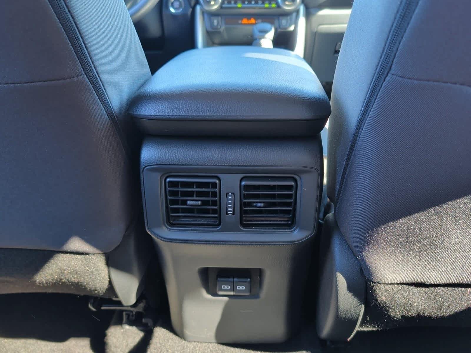 Used 2023 Toyota RAV4 XLE AWD/4WD image 28