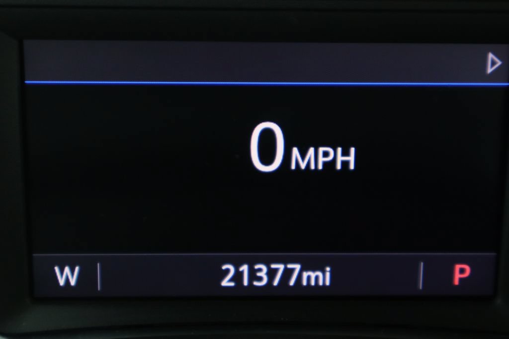 Used 2022 GMC Terrain SLE w/ Driver Convenience Package FWD image 14