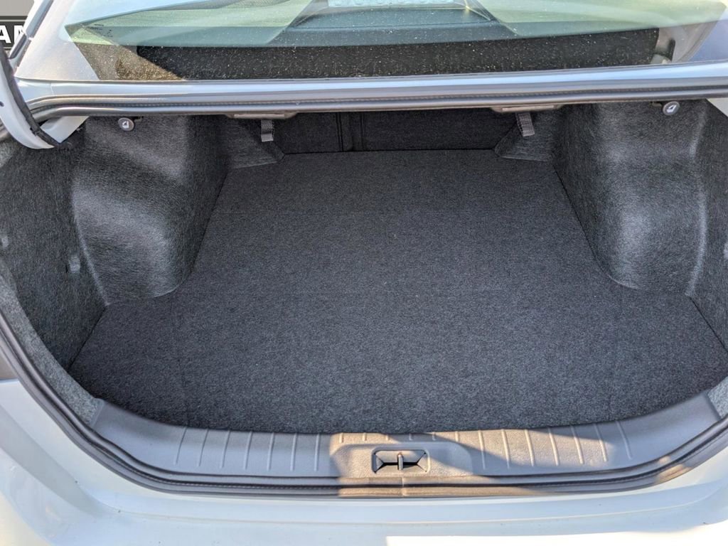 New 2025 Nissan Altima 2.5 SR w/ SR Premium Package image 11