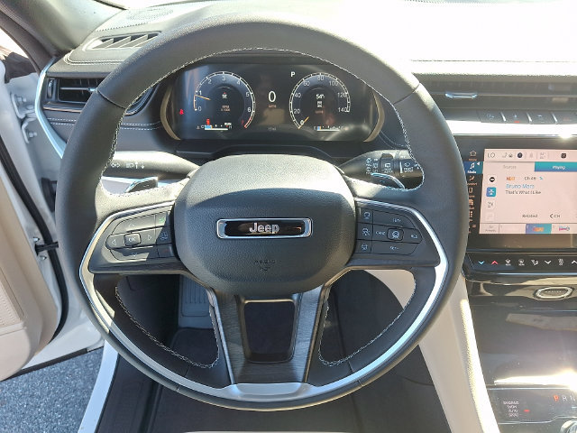 New 2027 Jeep Grand Cherokee Limited AWD/4WD image 16