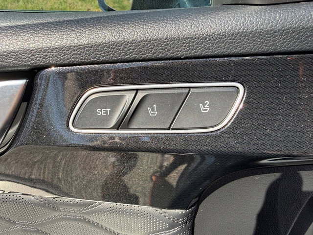 Used 2020 Hyundai Palisade Limited image 12