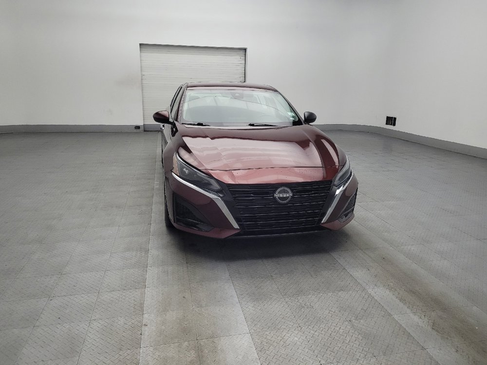 Used 2024 Nissan Altima 2.5 SV image 14