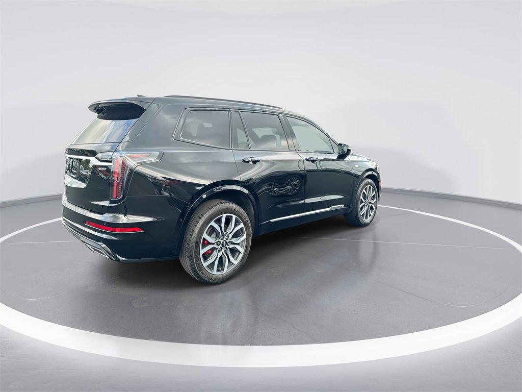 Used 2024 Cadillac XT6 Sport w/ Technology Package image 9