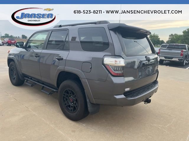 Used 2021 Toyota 4Runner Venture w/ Moonroof Package AWD/4WD image 4