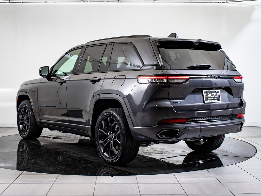 Used 2024 Jeep Grand Cherokee Limited 4xe image 11