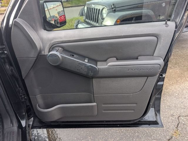 Used 2010 Ford Explorer Sport Trac Limited image 24