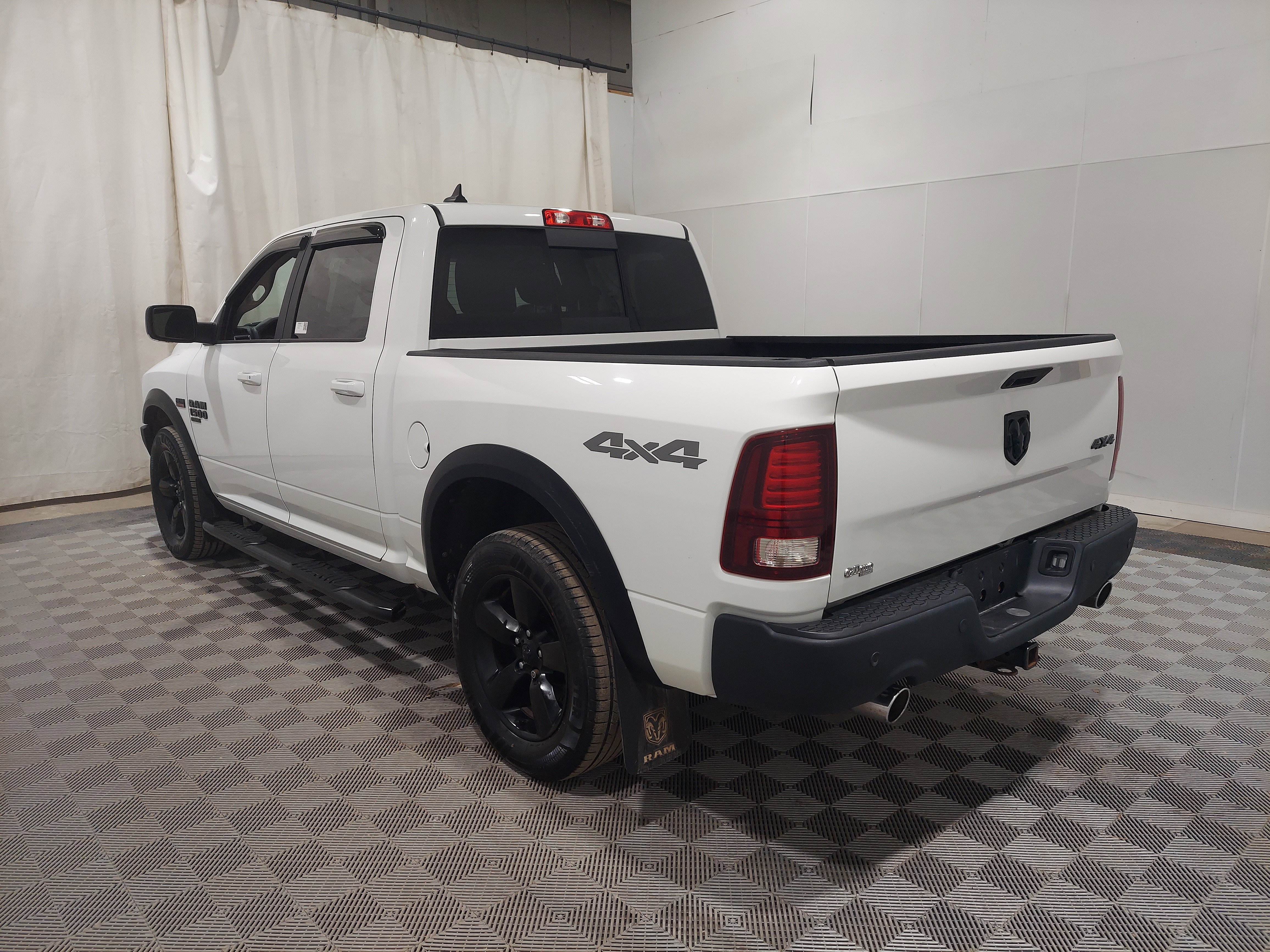 Used 2019 RAM 1500 Classic Warlock AWD/4WD image 2