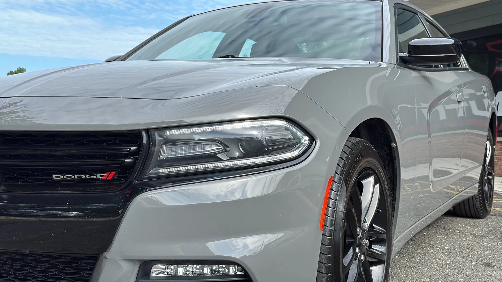 Used 2019 Dodge Charger SXT w/ Blacktop Package AWD/4WD image 43