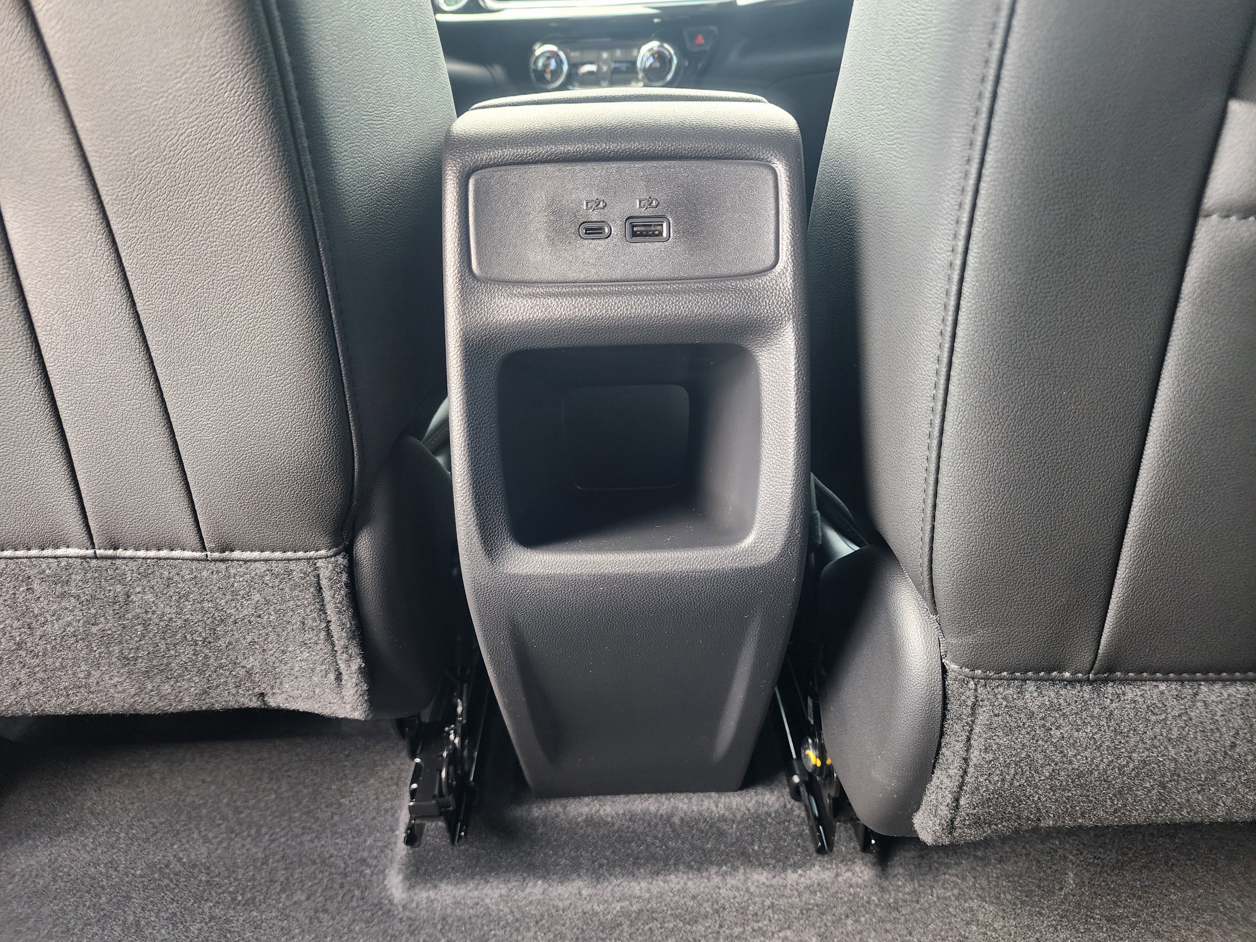 New 2026 Chevrolet Trax RS w/ Sunroof Package FWD image 17