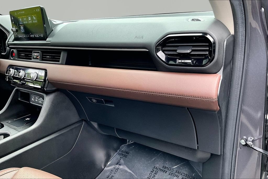 Used 2025 Honda Pilot Elite image 21