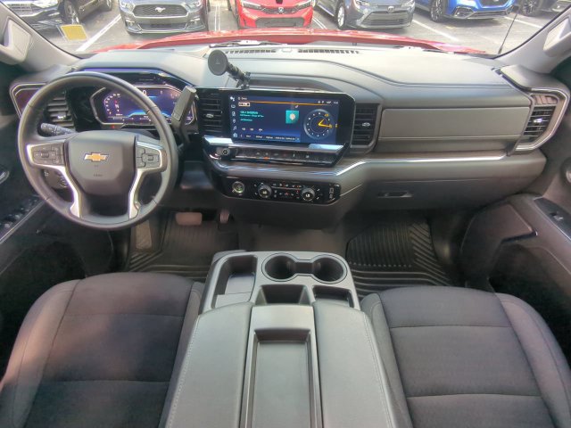 Used 2024 Chevrolet Silverado 1500 LT AWD/4WD image 16