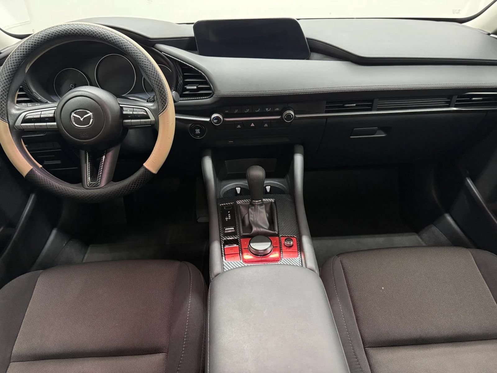Used 2021 MAZDA MAZDA3 s FWD image 2