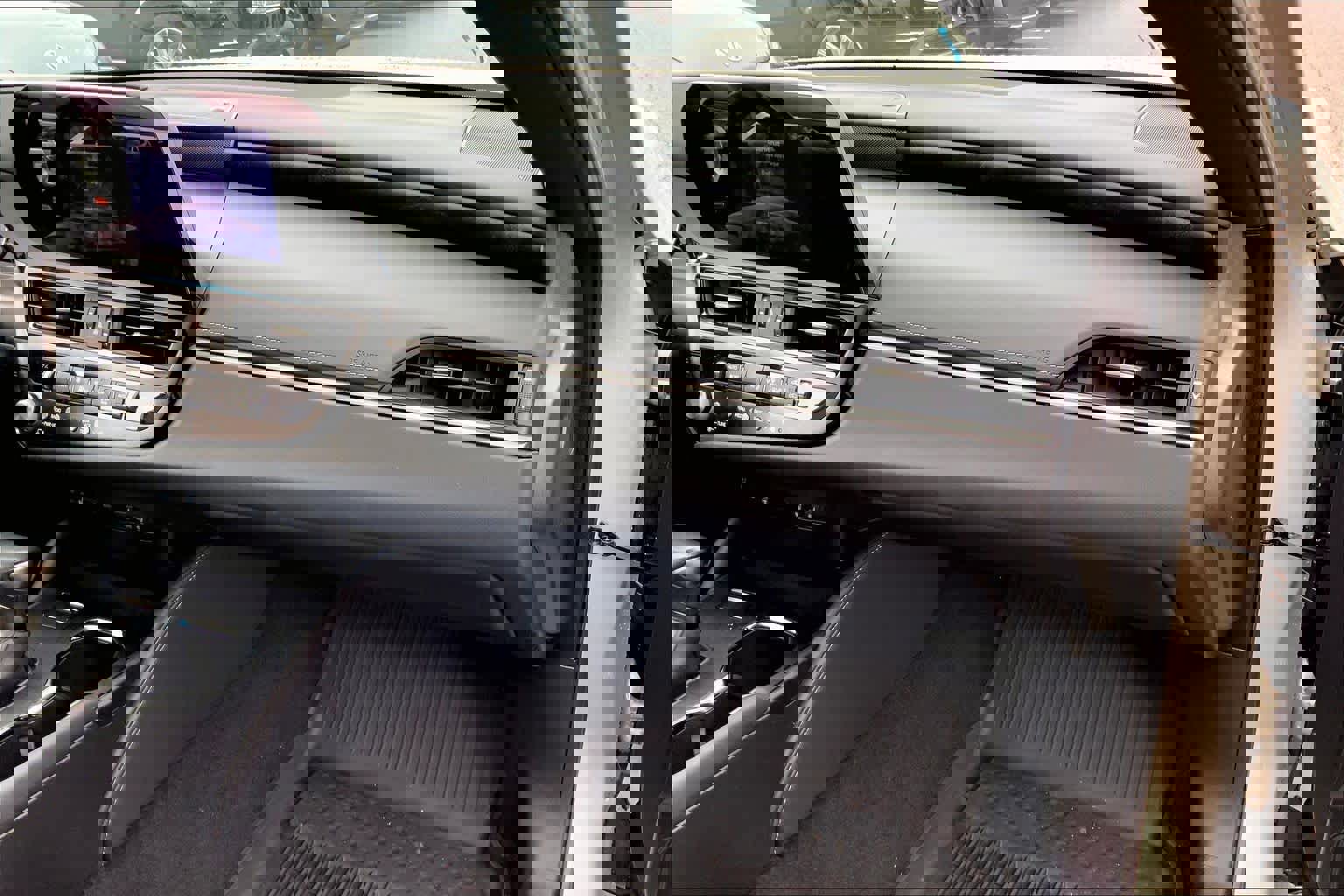 Certified 2024 Lexus ES 350 w/ Premium Package image 18