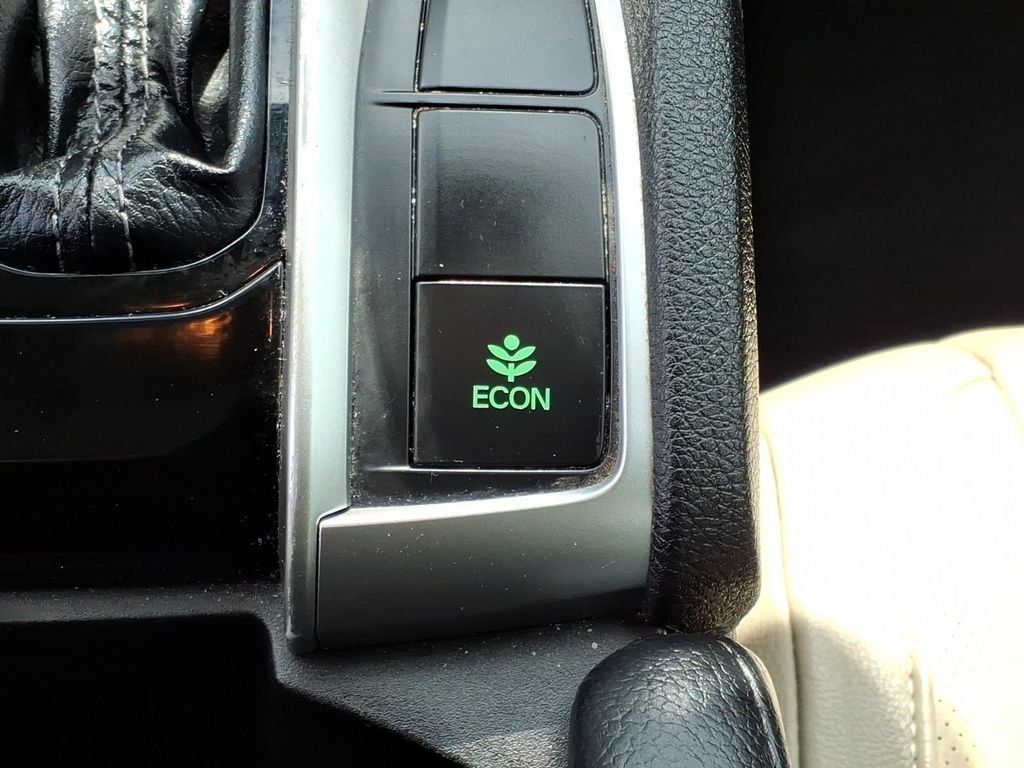 Used 2021 Honda Civic EX-L image 14
