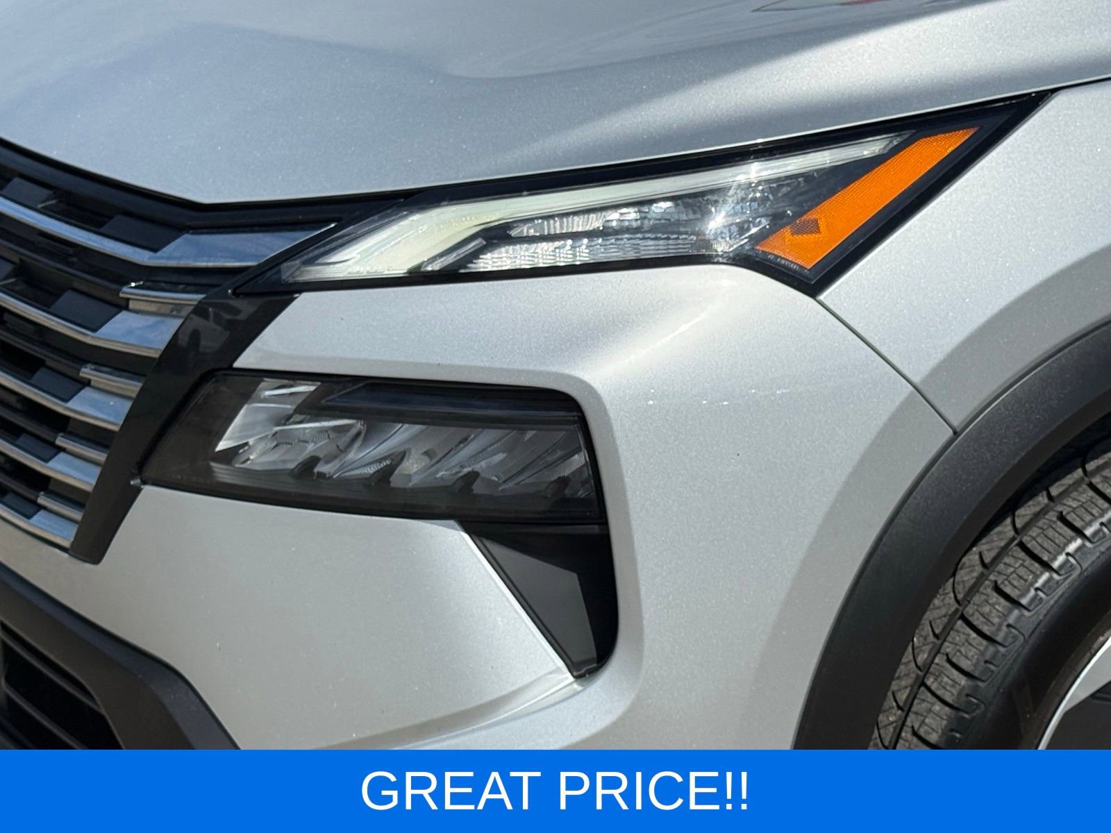 Used 2024 Nissan Rogue SV image 13