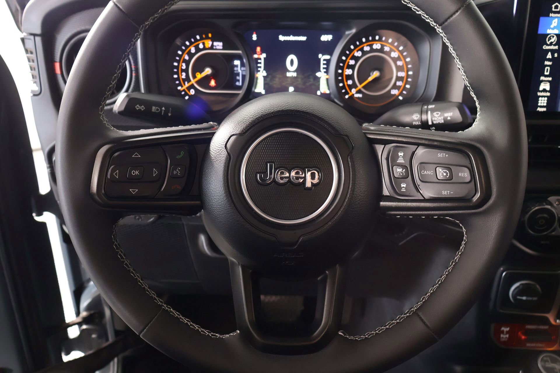 Used 2025 Jeep Gladiator Rubicon image 3