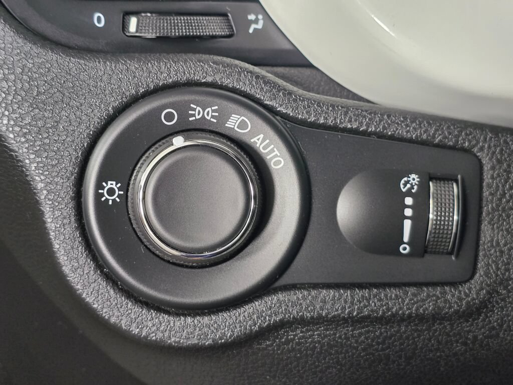 Used 2020 FIAT 500X Pop AWD/4WD image 23