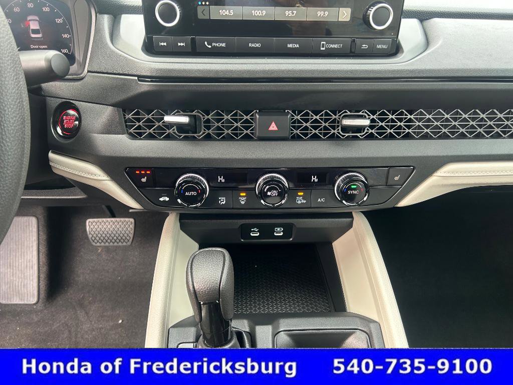 Certified 2025 Honda Accord SE image 19