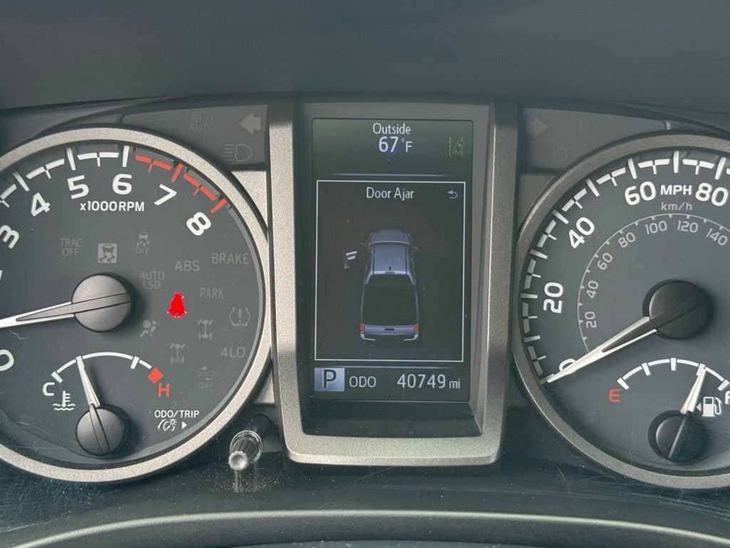 Certified 2020 Toyota Tacoma TRD Pro AWD/4WD image 25