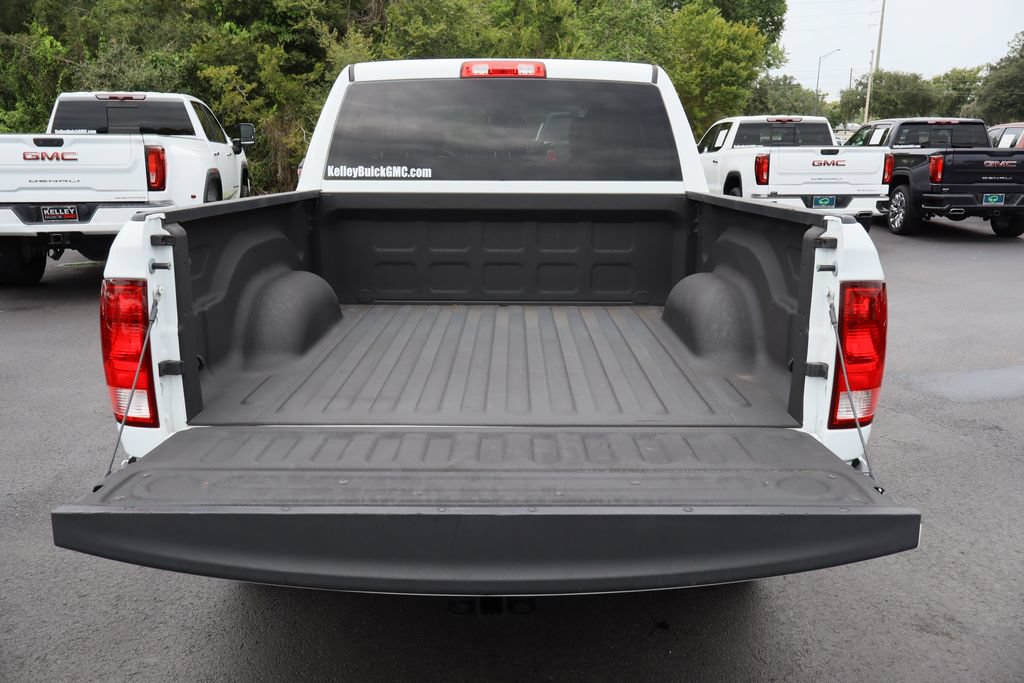 Used 2022 RAM 1500 Classic SLT w/ Electronics Group AWD/4WD image 24