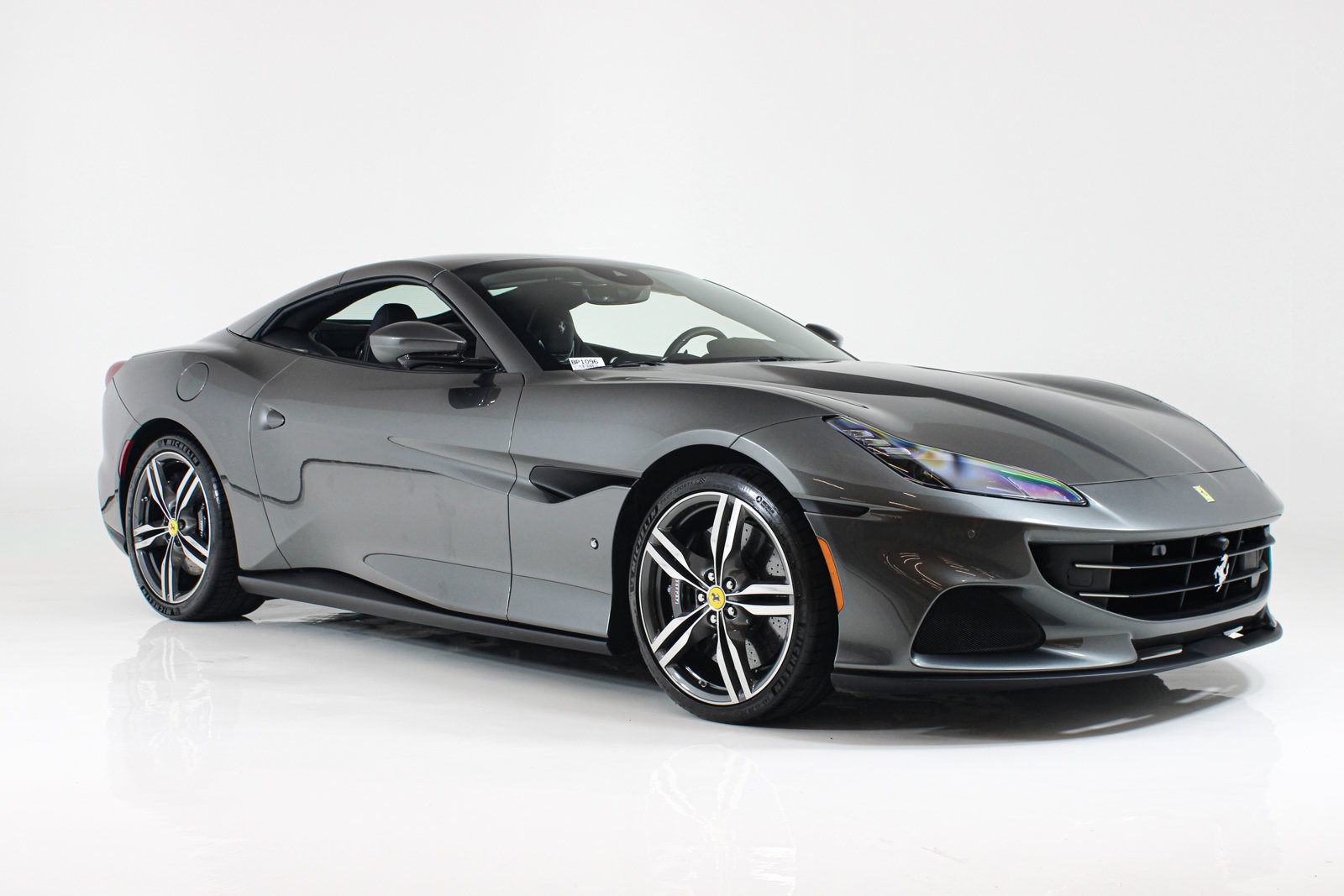 Certified 2023 Ferrari Portofino M RWD image 17