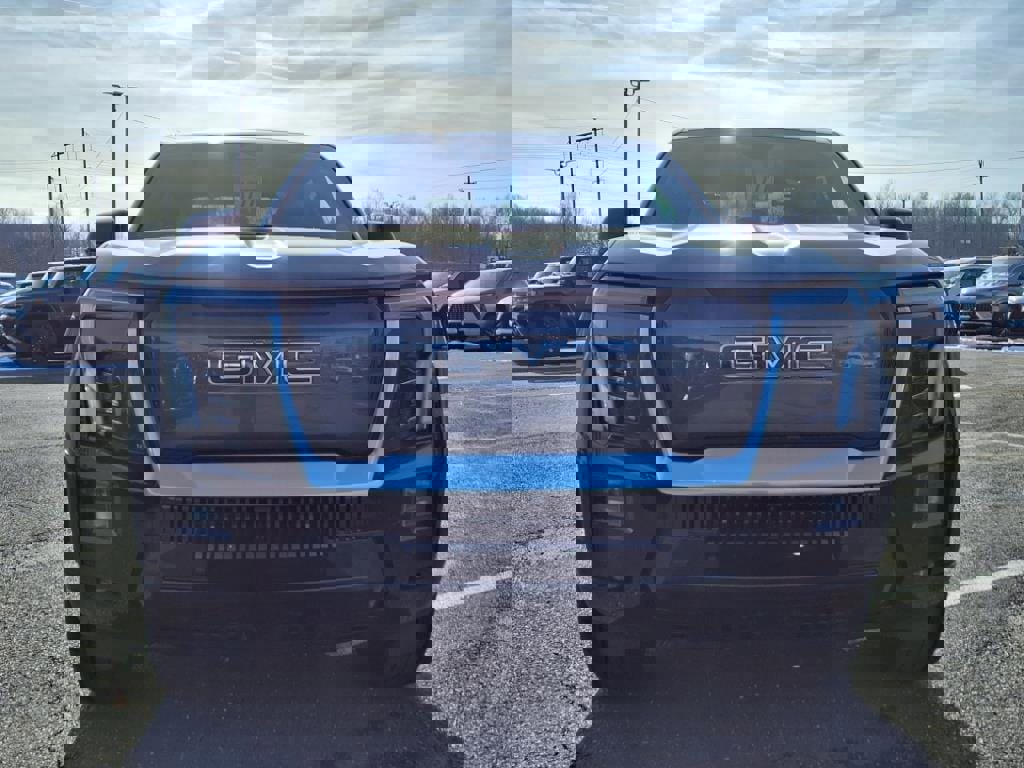 New 2025 GMC Sierra EV Denali image 2