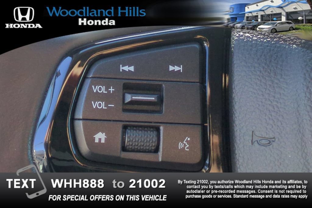 Used 2025 Honda Odyssey Touring image 11