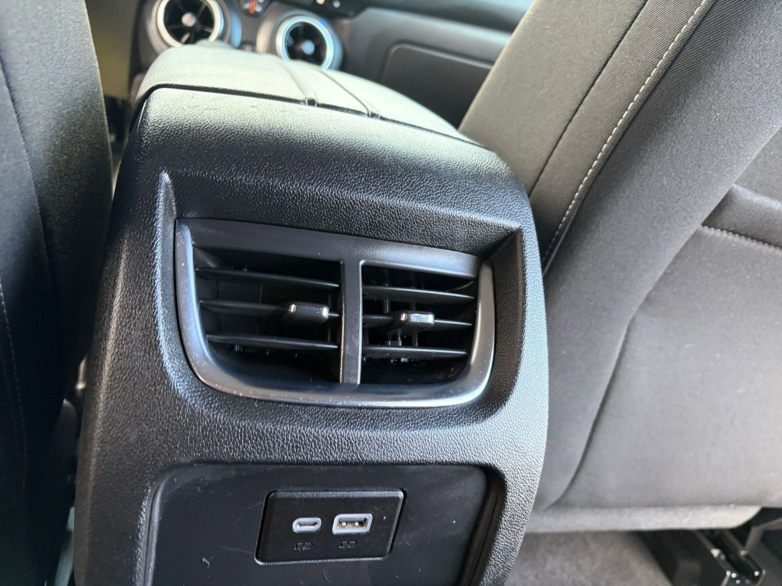 Used 2025 Chevrolet Blazer LT image 23