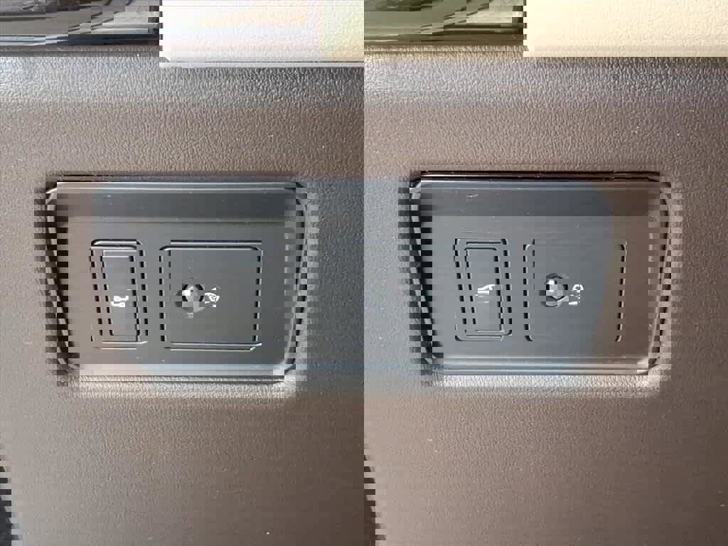 Used 2020 Land Rover Range Rover Sport HSE AWD/4WD image 11