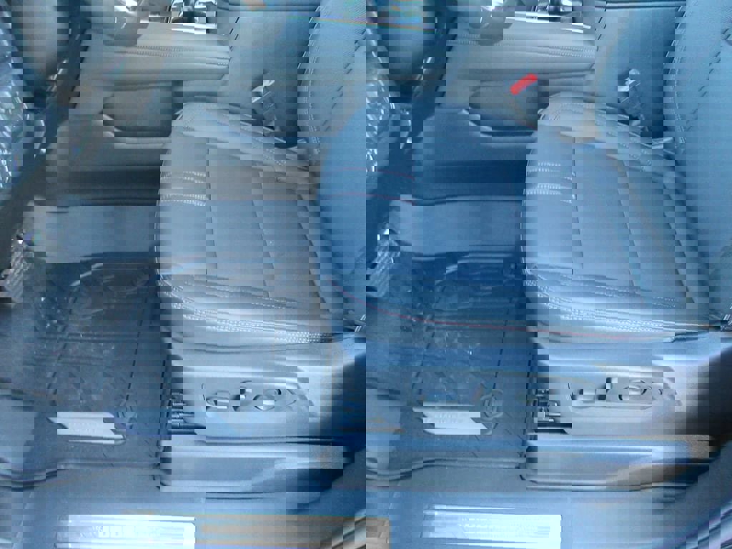 New 2026 Chevrolet Suburban RST image 22