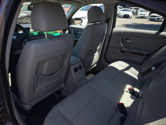 Used 2006 BMW 325i Sedan RWD image 46