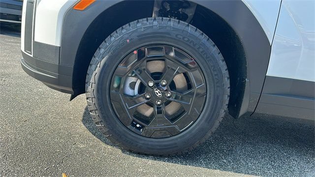 Used 2025 Hyundai Santa Fe XRT AWD/4WD image 11