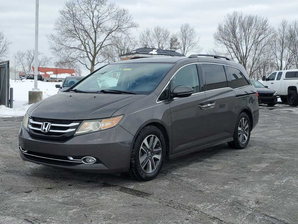 Used 2016 Honda Odyssey Touring Elite image 3